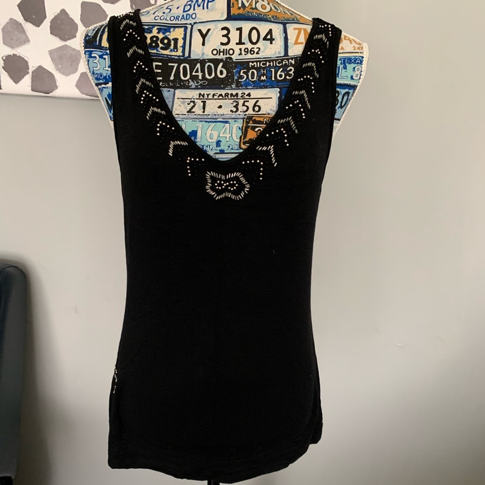 🛍️ bundle for discounts! Black- Large embellished tank top